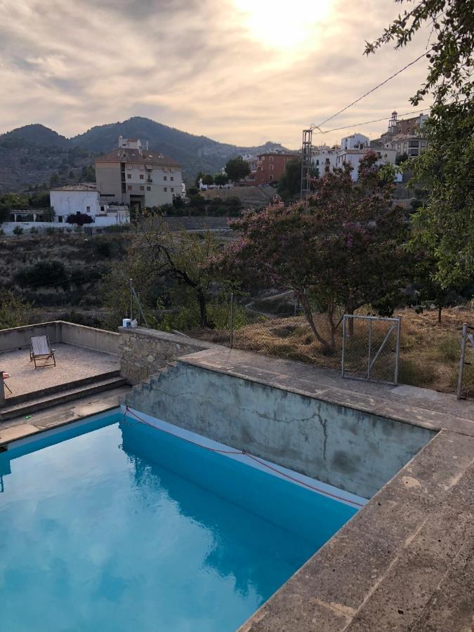 Finca El Tossalet, Gran Piscina Junto Al Pueblo Sella Exterior photo